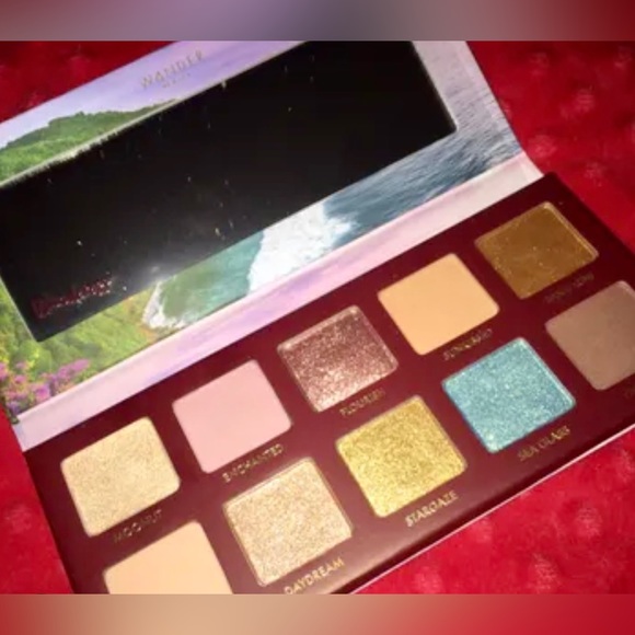 Eyeshadow Palette and Mascara Bundle - Picture 3 of 5